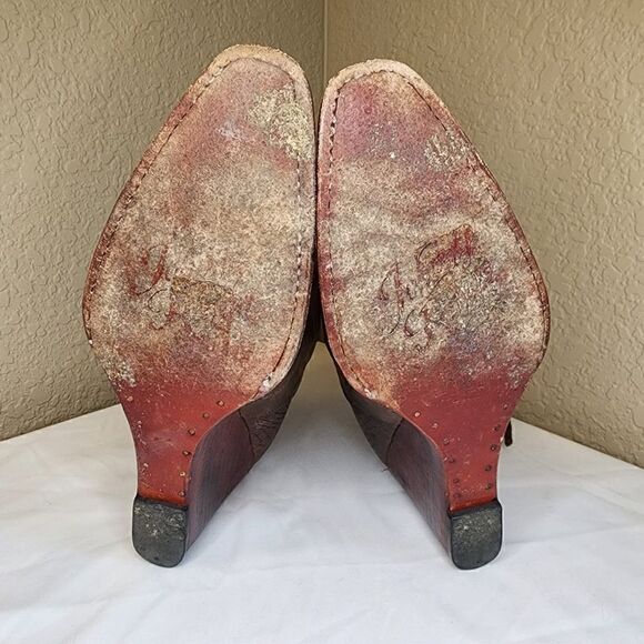 Johnny Ringo- Brown Leather Cowgirl Western Booties with Side Zippers, Size 7.5 - Picture 8 of 13